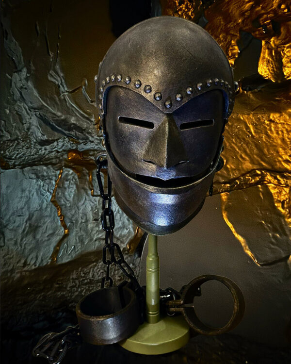 Dungeon Mask